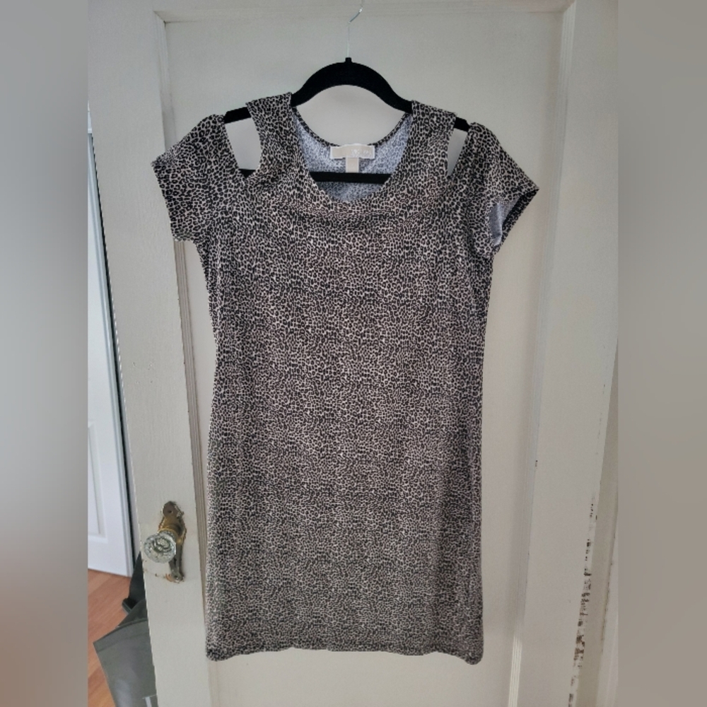 Michael Kors Cold shoulder leopard dress